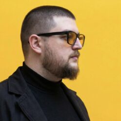 Михаил Греков